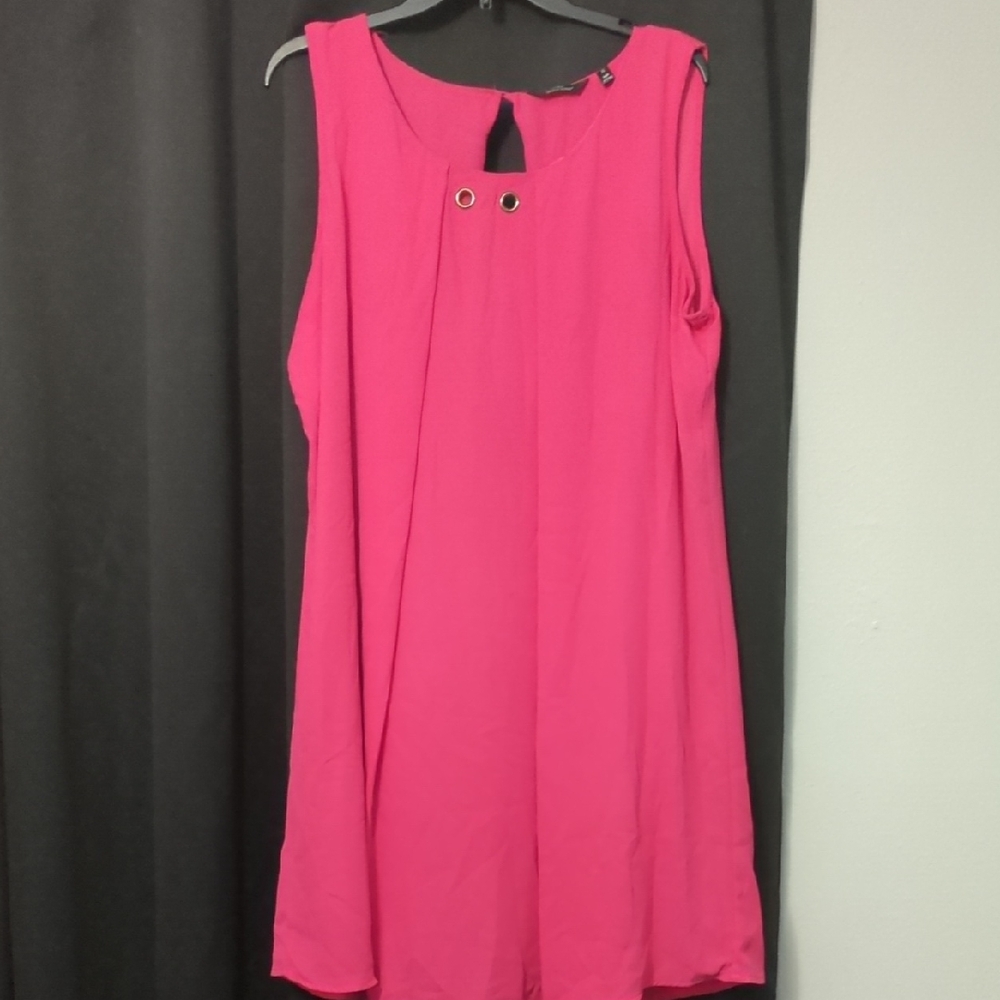 Mlle Gabrielle Fuchsia Sleeveless Top with Grommet Detail